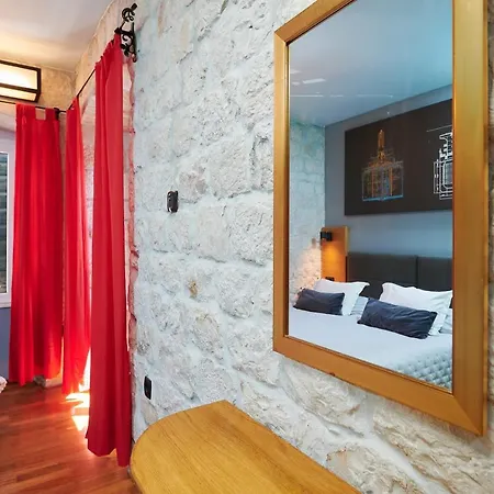 Domus Maritima 3*