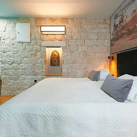 Domus Maritima