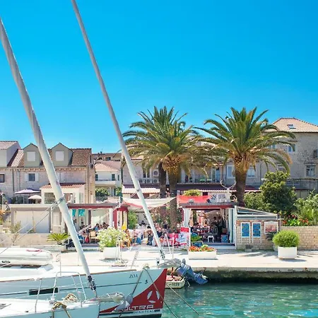 Domus Maritima 3* Τρογκίρ