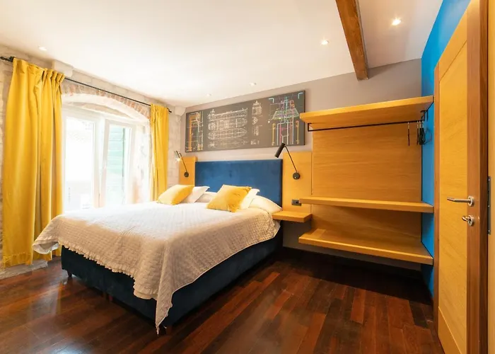 Domus Maritima Hotel 3*